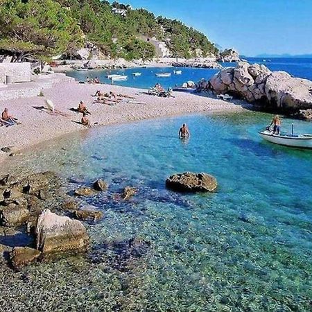 Apartments Mare - 150 M From Beach Brela Exterior photo